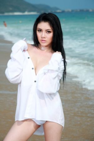 美女自慰一區(qū)二區(qū)-吉吉電影全集在線觀看